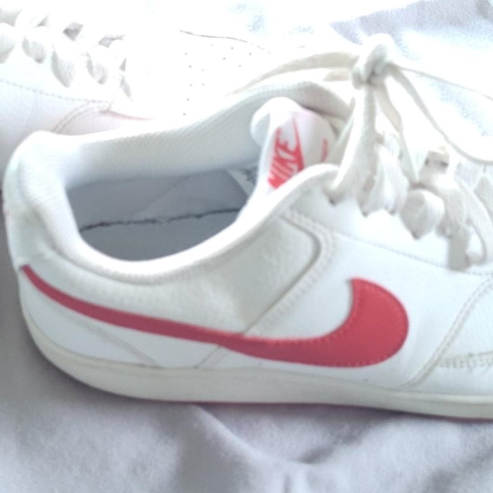 Mens Nike Court Vision Low Sneaker